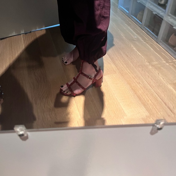 VALENTINO GARAVANI
Rockstud 55 leather sandals - Picture 6 of 8